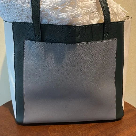 Lovevook color block tote Small tote Saffiano Hunter Green grey cream NWOT - Picture 6 of 17
